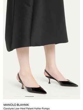 MANOLO BLAHNIK
Carolyne Low-Heel Patent Halter Pumps